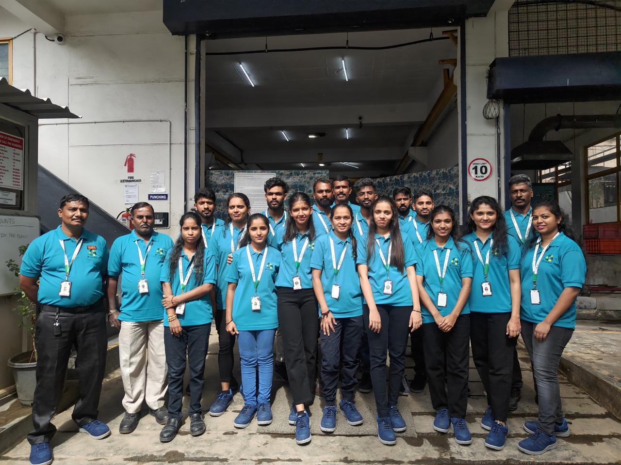 E-Hasiru team